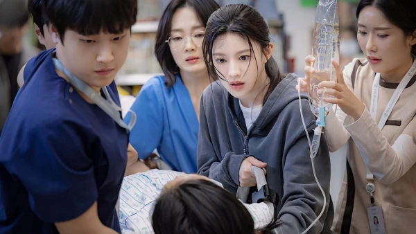 Chuyện Đời Bác Sĩ Nội Trú - Resident Playbook