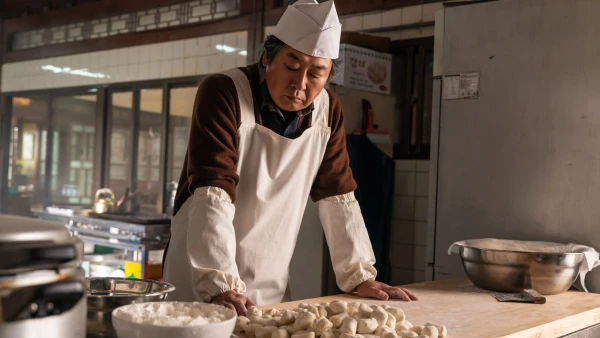 Chuyện Nhà Bánh Xếp - About Family