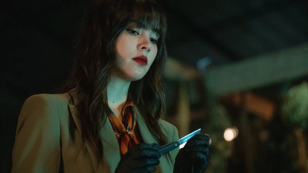 Dalah: Vụ án mạng và những bông hoa - Dalah: Death and the Flowers