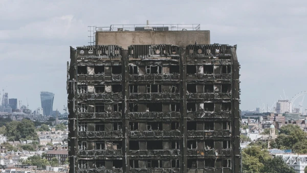 Grenfell: Vạch Trần Vụ Hỏa Hoạn - Grenfell: Uncovered