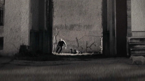 Sự Thúc Đẩy Chậm Chạp - The Slow Hustle