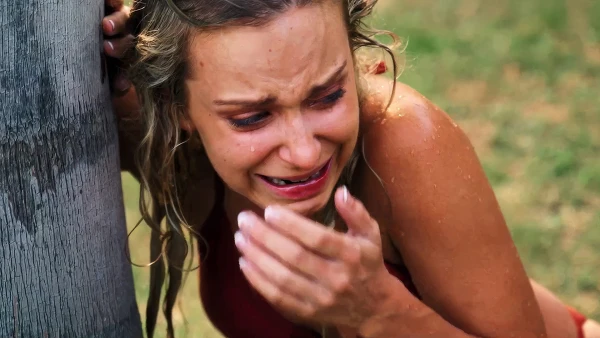 Tiêu Diệt Cá Mập - Shark Warning